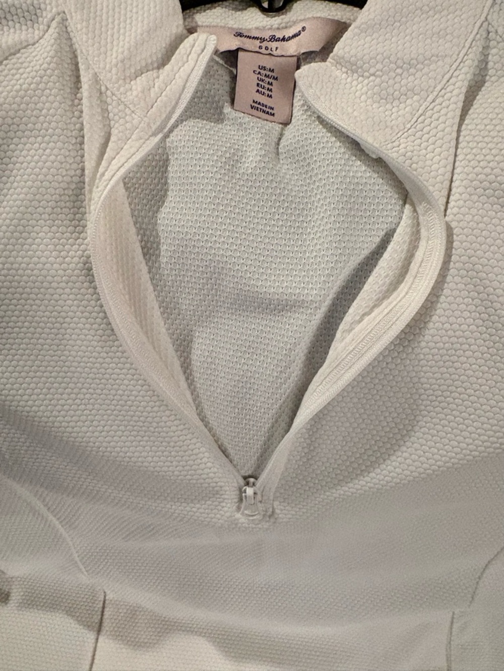 Tommy Bahama White Long-Sleeve Half-Zip Performance Top - Picture 3 of 4